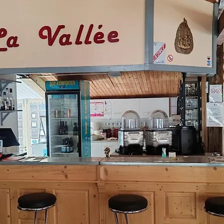 Campsite Mobil Avec Terrasse - 3 Pers. - Api-1-52-2036 *