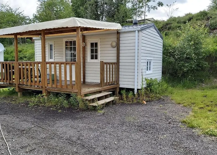 Mobil Avec Terrasse - 3 Pers. - Api-1-52-2036 La Tour-d'Auvergne