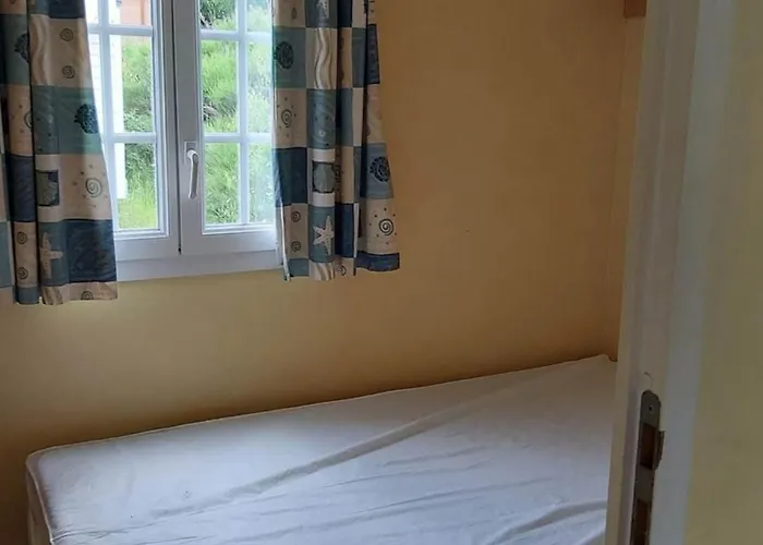 Mobil Avec Terrasse - 3 Pers. - Api-1-52-2036 La Tour-d'Auvergne